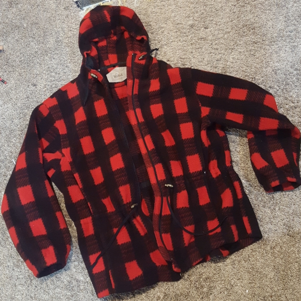 Size large Woolrich buffalo plaid jacket!